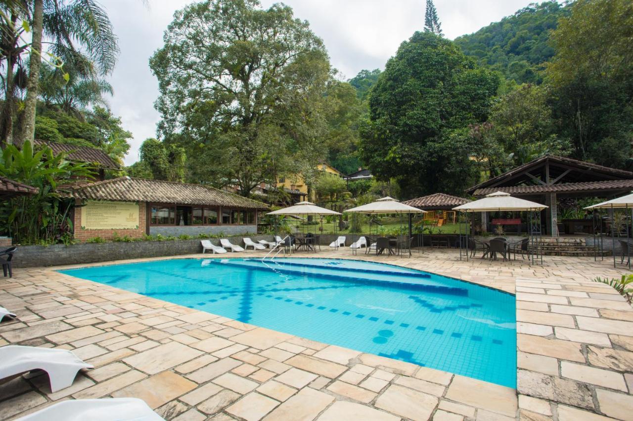 Da Cachoeira Penedo (Rio de Janeiro)